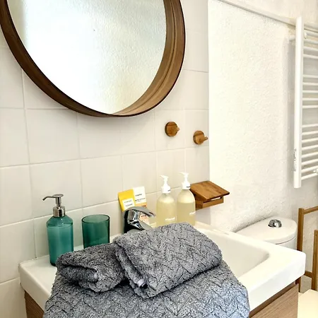 Appartement Sea View 5 Minutes From Monaco And The *