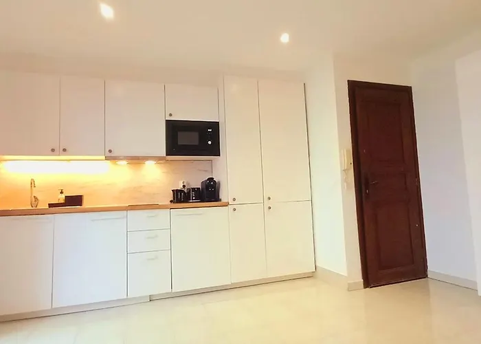 Lägenhet Sea View 5 Minutes From Monaco And The